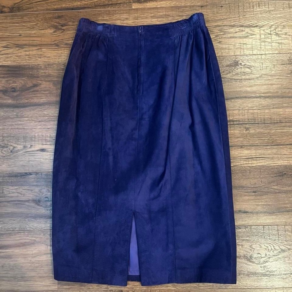 Danier Navy Blue suede Pencil Skirt - Picture 9 of 10